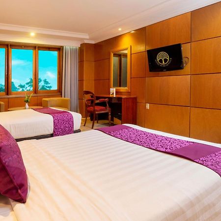 סמרינדה Hotel Bumi Senyiur מראה חיצוני תמונה